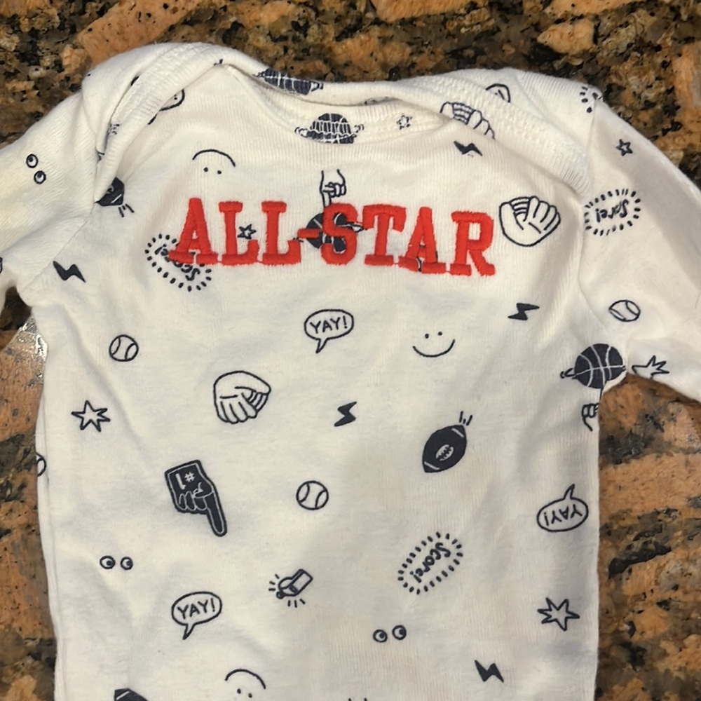 Newborn Bundle - Picture 2 of 4